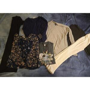 Womens medium bundle